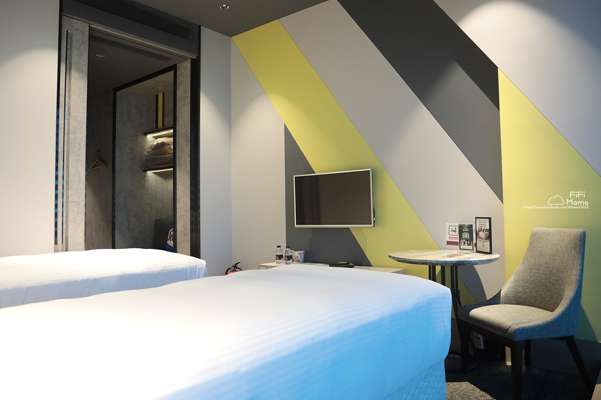 桃園機場睡上萬元床墊｜第二航廈A區「環亞機場貴賓室」席伊麗名床尊榮房