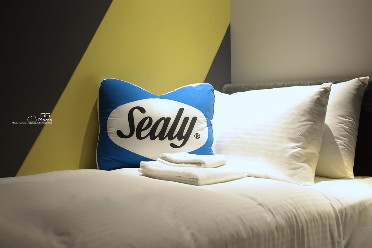 桃園機場睡上萬元床墊｜第二航廈A區「環亞機場貴賓室」席伊麗名床尊榮房