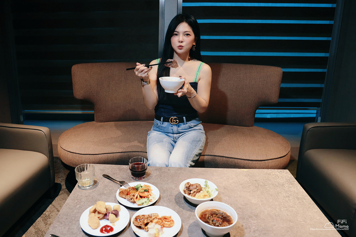 桃園機場睡上萬元床墊｜第二航廈A區「環亞機場貴賓室」席伊麗名床尊榮房