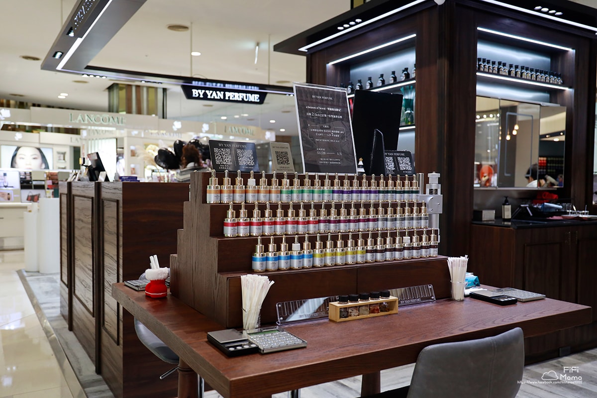 台北做香水｜BY YAN Perfume美麗華分店｜法式AI調香訂製自名精品香水