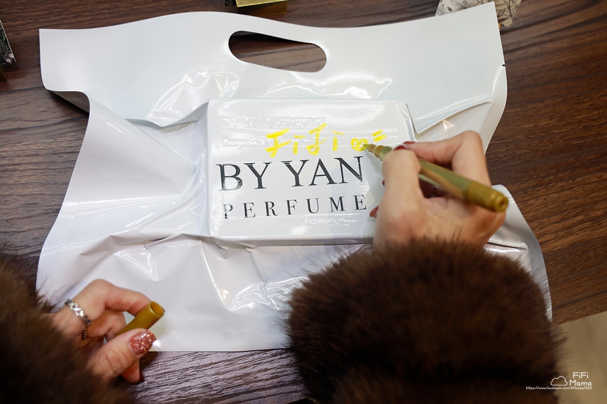 台北做香水｜BY YAN Perfume美麗華分店｜法式AI調香訂製自名精品香水