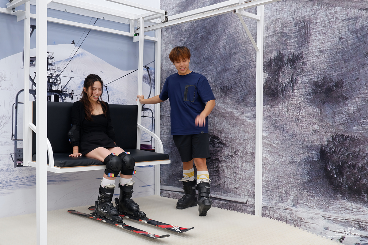 高雄王子室內滑雪學校｜4歲到60歲滑雪新手友善。上下纜車、雙板單板滑雪保證學會！
